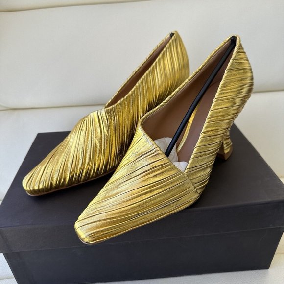NEW Bottega Veneta Ladies Gold Heels Shoes Yellow Almond 75mm Pumps sz 39.5 - Picture 2 of 7